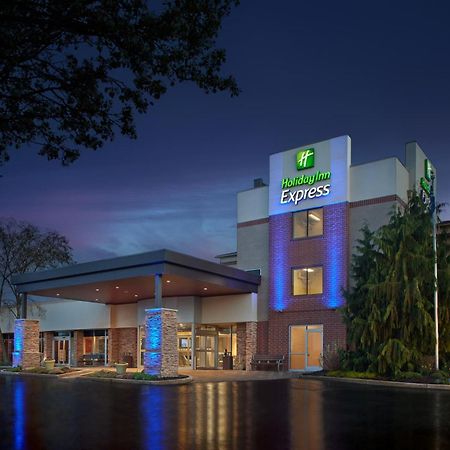 ดับเบิ้ล ทรี บาย ฮิลตัน แอครอน แฟร์ลอว์น Hotel ภายนอก รูปภาพ